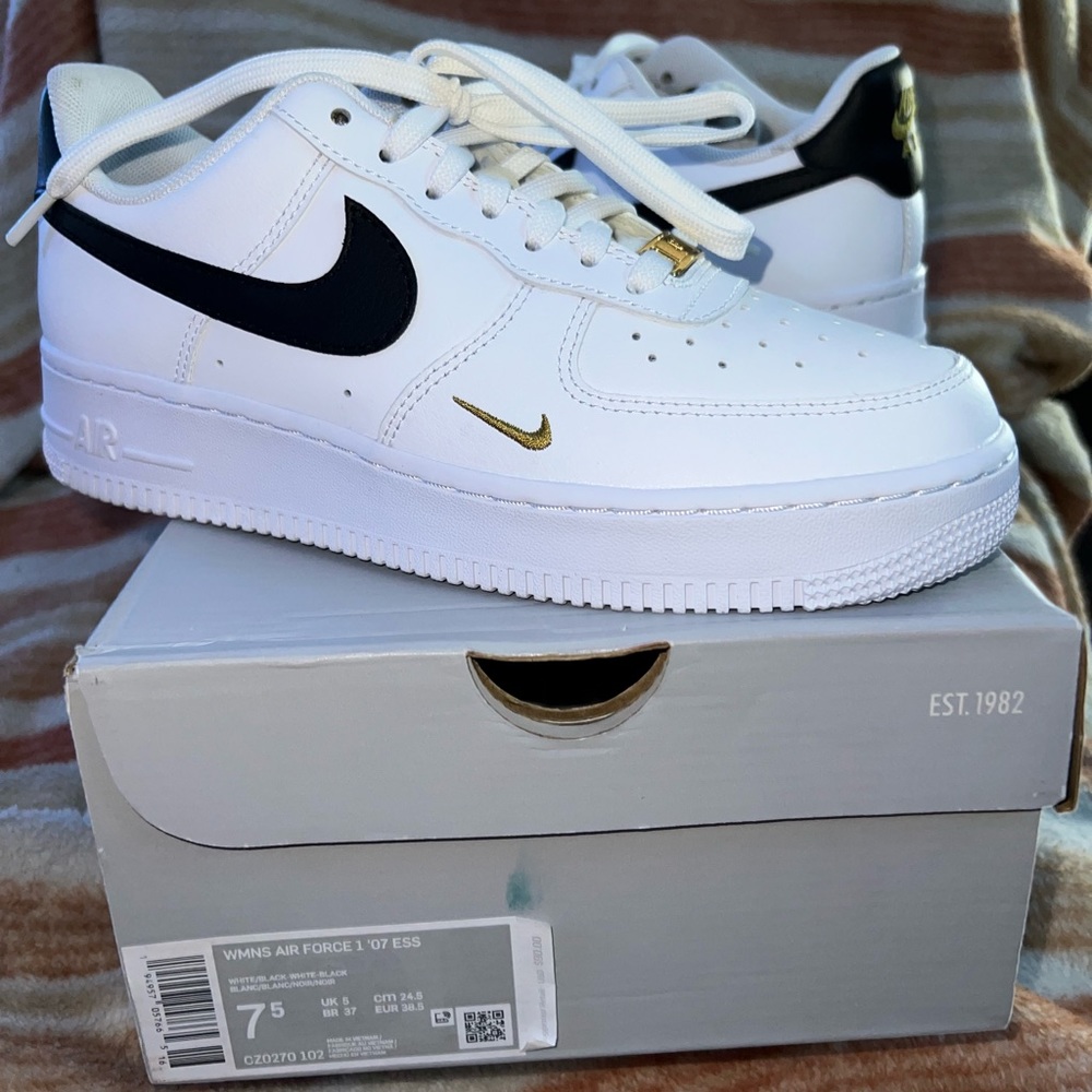 Nike Air Force